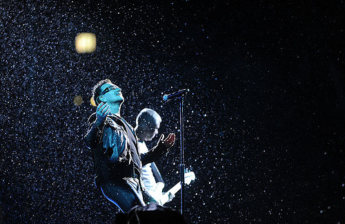 U2