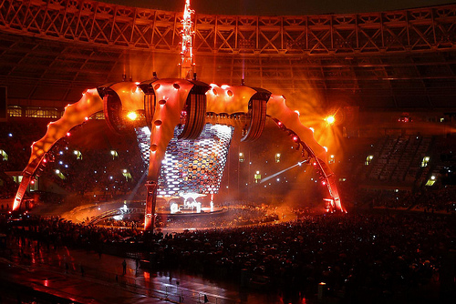 U2